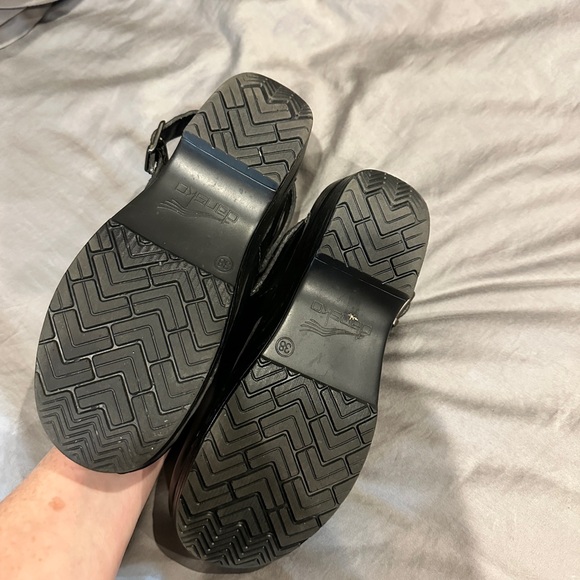Dansko clogs - Picture 2 of 3
